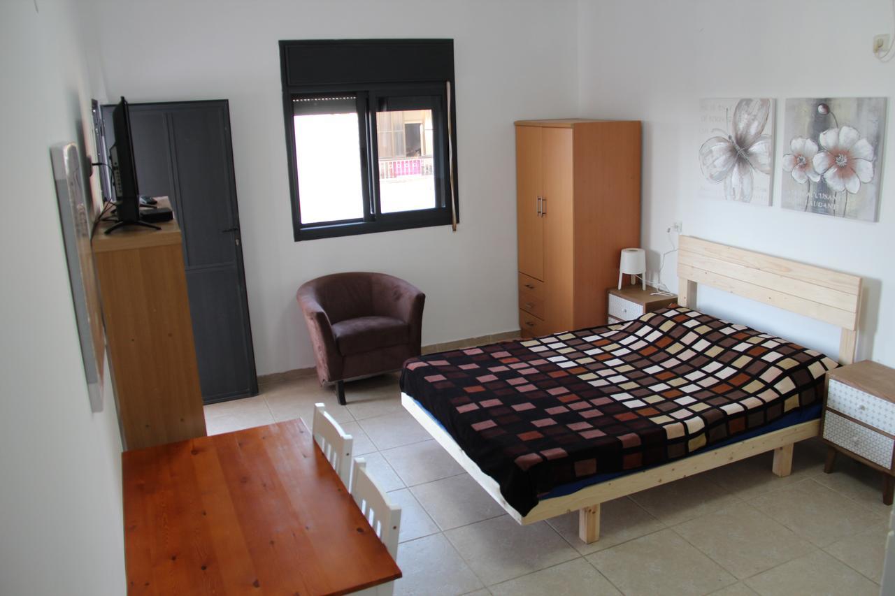 Apartments With Sea View ไฮฟา ภายนอก รูปภาพ